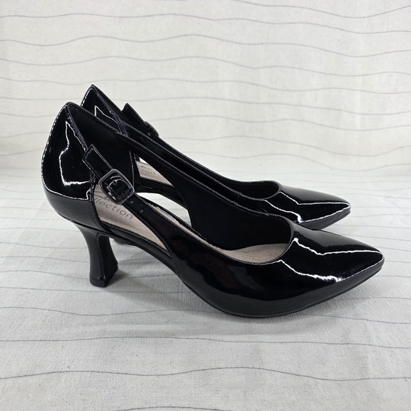 Clarks Womens Kataleyna Rae Black Pointed Toe Buckle Cut Out Patent Heels Size 7 - Picture 1 of 10